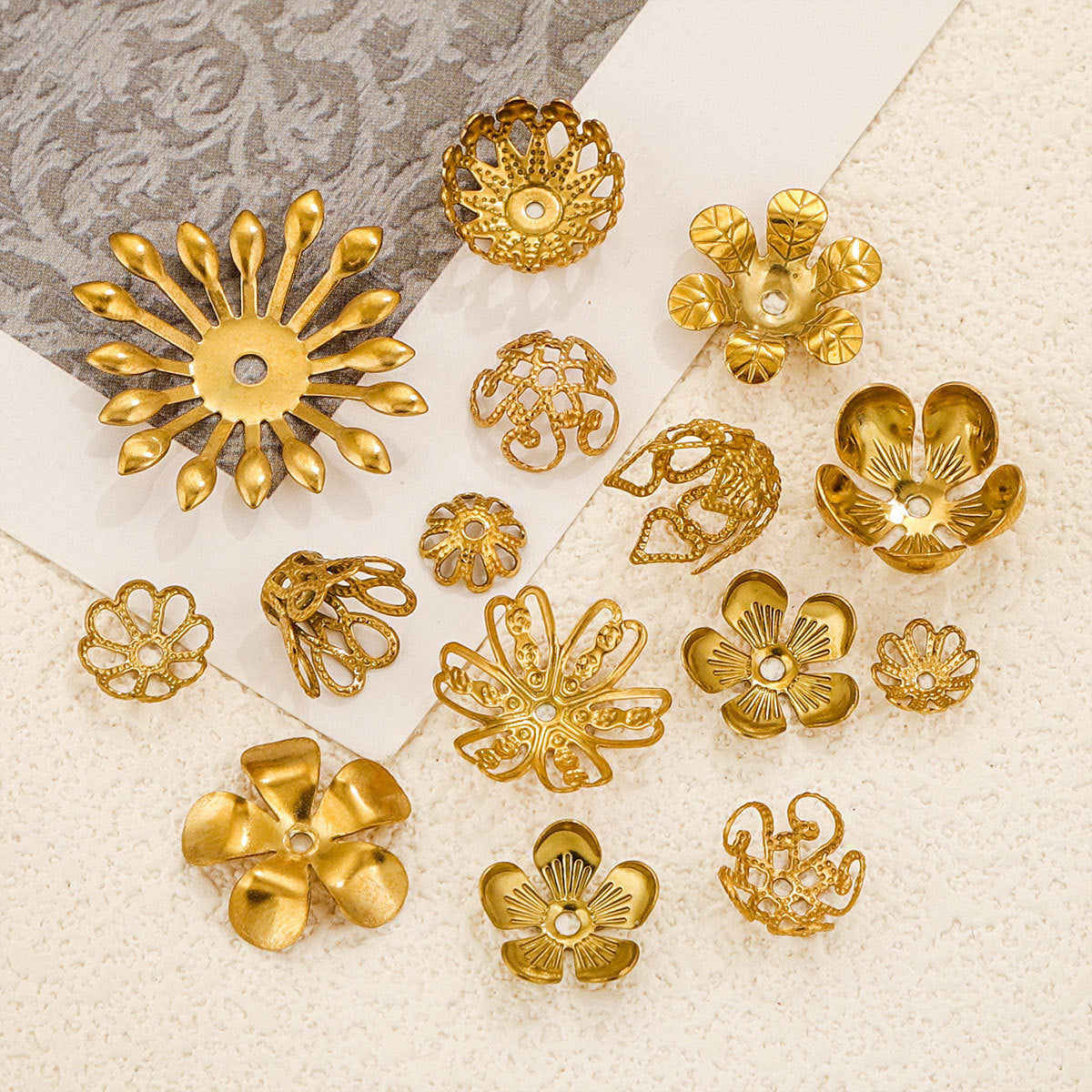 100PCS Stainless Steel Petal Bead Caps & Flower Cups - 18K Vacuum Plated Jewelry Spacer Parts 