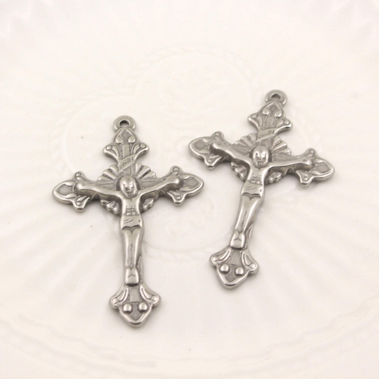 Stainless Steel (Titanium Steel) Cross Pendant | Classic Religious Jewelry Charm for Necklaces & Faith-Based Crafts