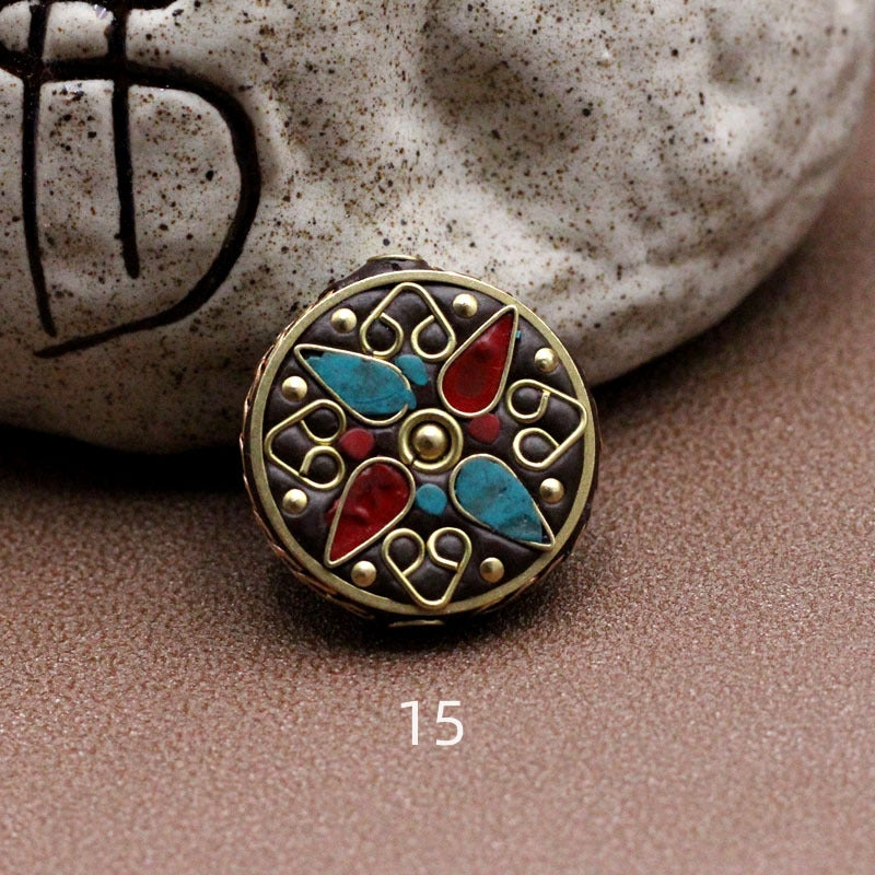 Retro Nepalese six-character mantra thangka back cloud DIY ethnic style car keychain accessories pendant