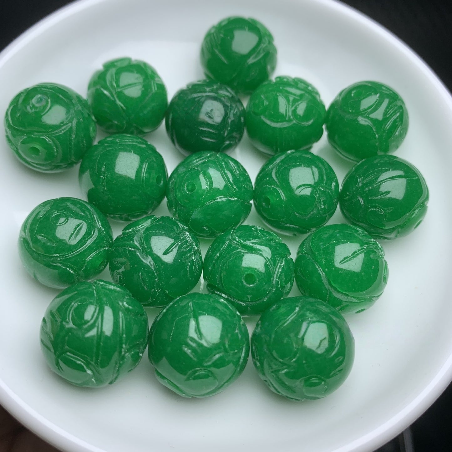 Natural Green jade Dragon Beads, Loose Dragon Pattern Gemstone Beads, Twisted Rope Carved Round Beads for DIY Jewelry Accessories