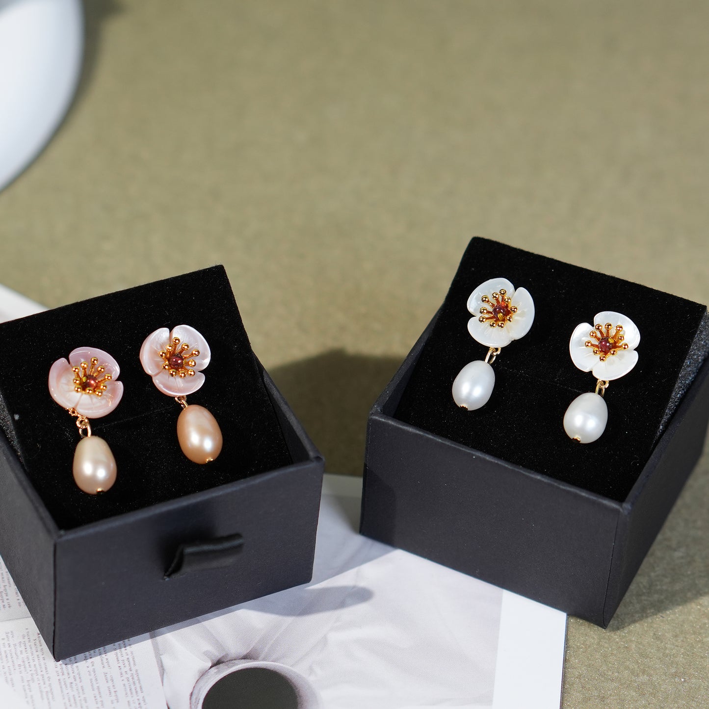 Natural Mother of Pearl Flower with Pearl Dangle Drop Earrings, Gold Plated S925 Sterling Silver Pearl Stud Earring, Mother's Day Gift