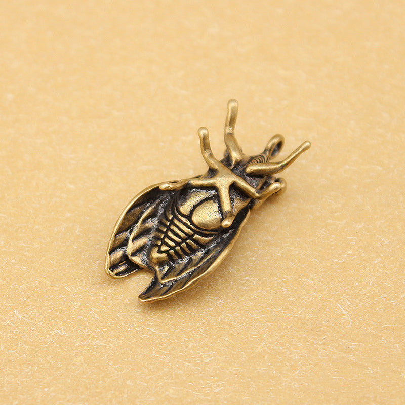 Vintage Brass Cicada Pendant, Retro Insect Charm, Antique Brass Golden Cicada Pendant, Symbol of Rebirth and Luck, Jewelry Making Supplies
