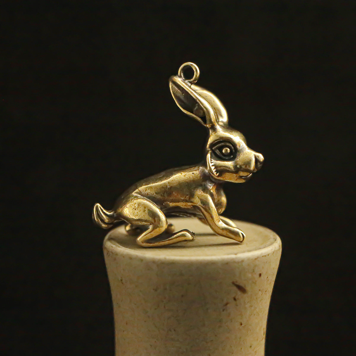 Vintage Brass 3D Rabbit Pendant, Retro Bunny Charm, Antique Brass Animal Pendant, Cute Rabbit Jewelry Making Supplies