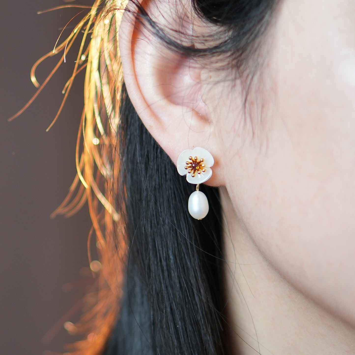 Natural Mother of Pearl Flower with Pearl Dangle Drop Earrings, Gold Plated S925 Sterling Silver Pearl Stud Earring, Mother's Day Gift