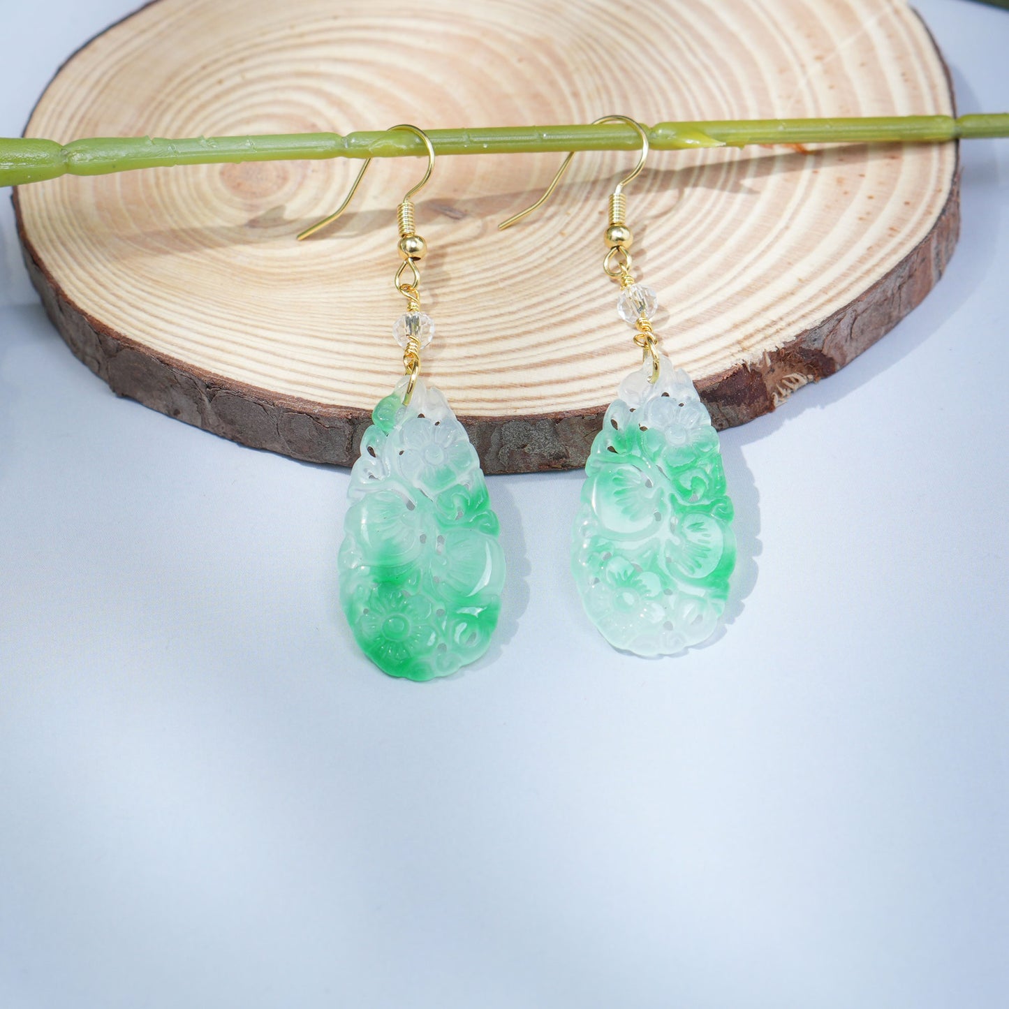 Handmade Carved Jade Teardrop Earrings for Women, Green and White Jade Dangle Earrings with Gold Hook – Elegant Oriental Jewelry for Birthday, Anniversary, Mother's Day Gift
