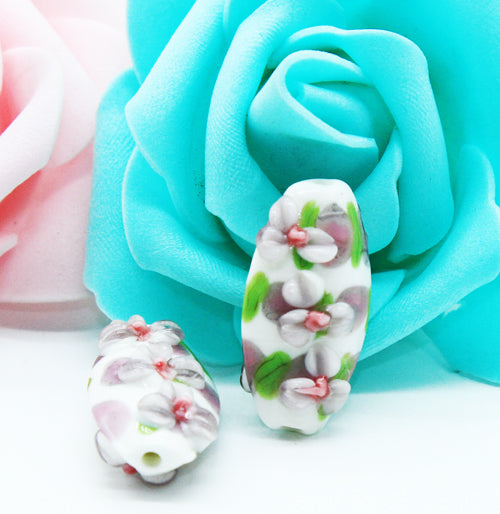 Murano White Plum Blossom Glass Beads, Handmade Lampwork Flower Beads for DIY Bracelets, Elegant Floral Jewelry Supplies