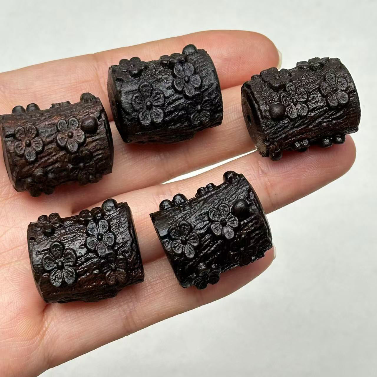 20x25mm Agarwood Carved Plum Blossom Barrel Beads - Loose Beads for DIY Jewelry Making