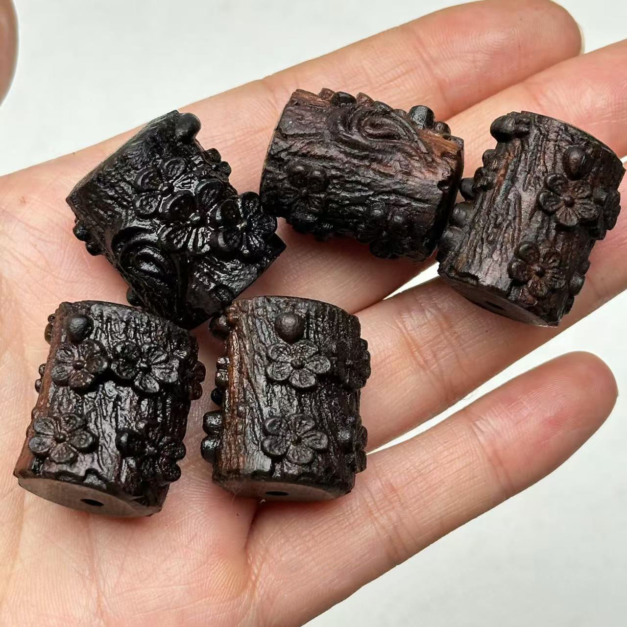 20x25mm Agarwood Carved Plum Blossom Barrel Beads - Loose Beads for DIY Jewelry Making