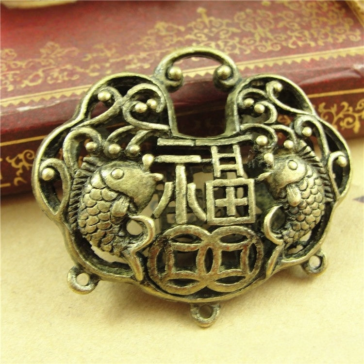 Vintage Longevity Lock Pendant | Chinese Traditional Lucky Charm for Protection & Blessing