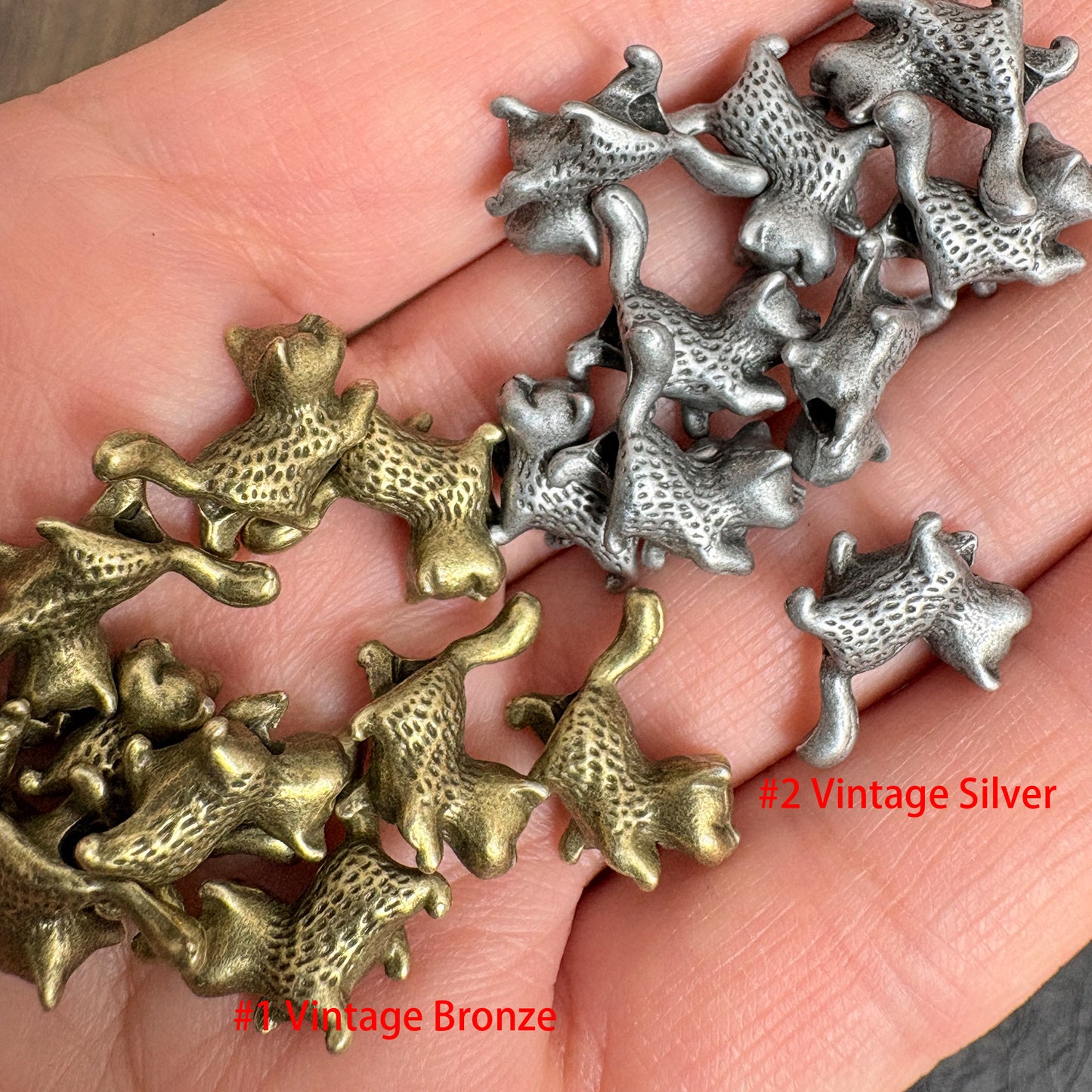 20PCS Vintage Bronze & Silver Running Cat Spacer Beads – Animal Charm for DIY Jewelry Making