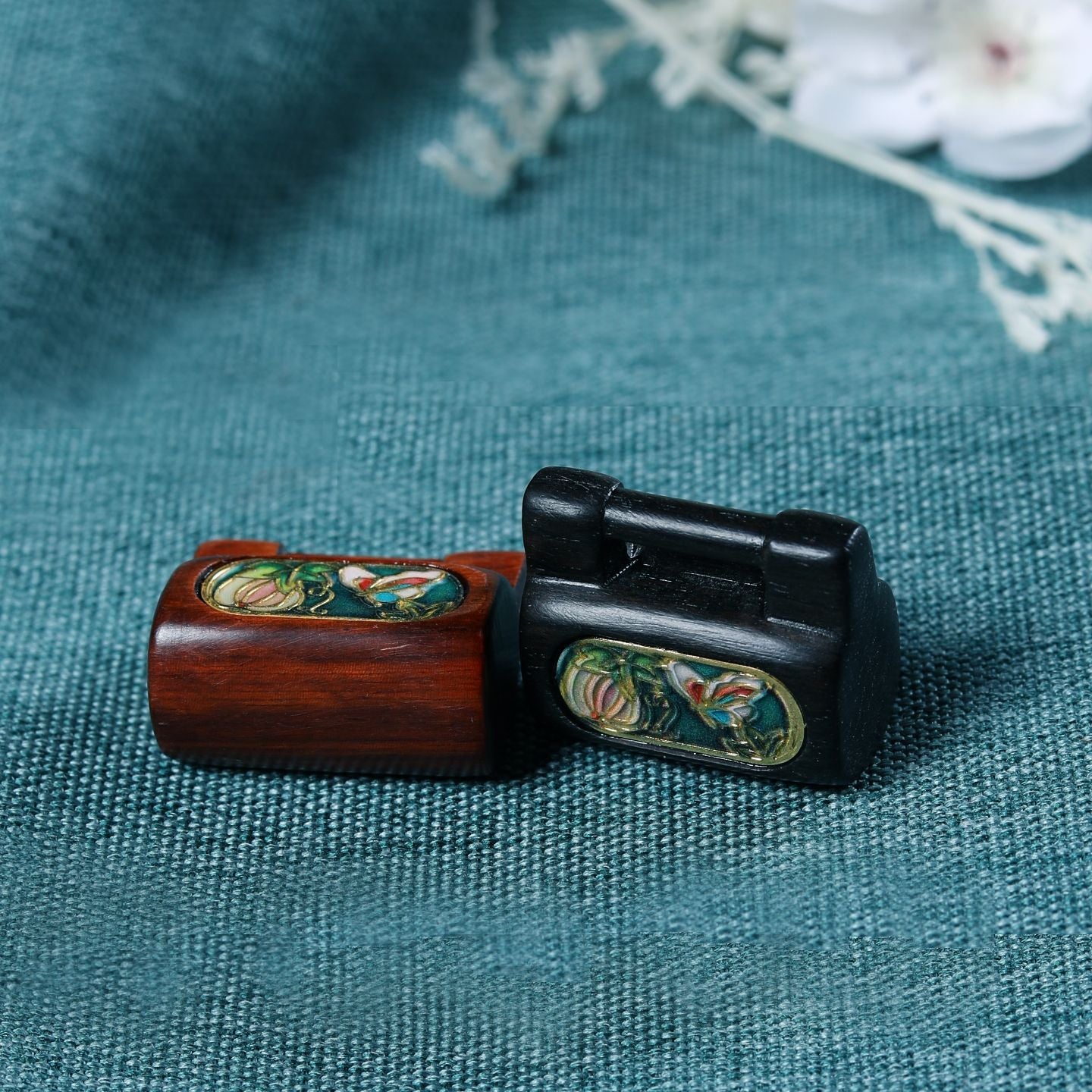Hand-Painted Sandalwood Ruyi Small Lock | Exquisite Artisan Crafted Jewelry Accessory | Unique Cultural Gift