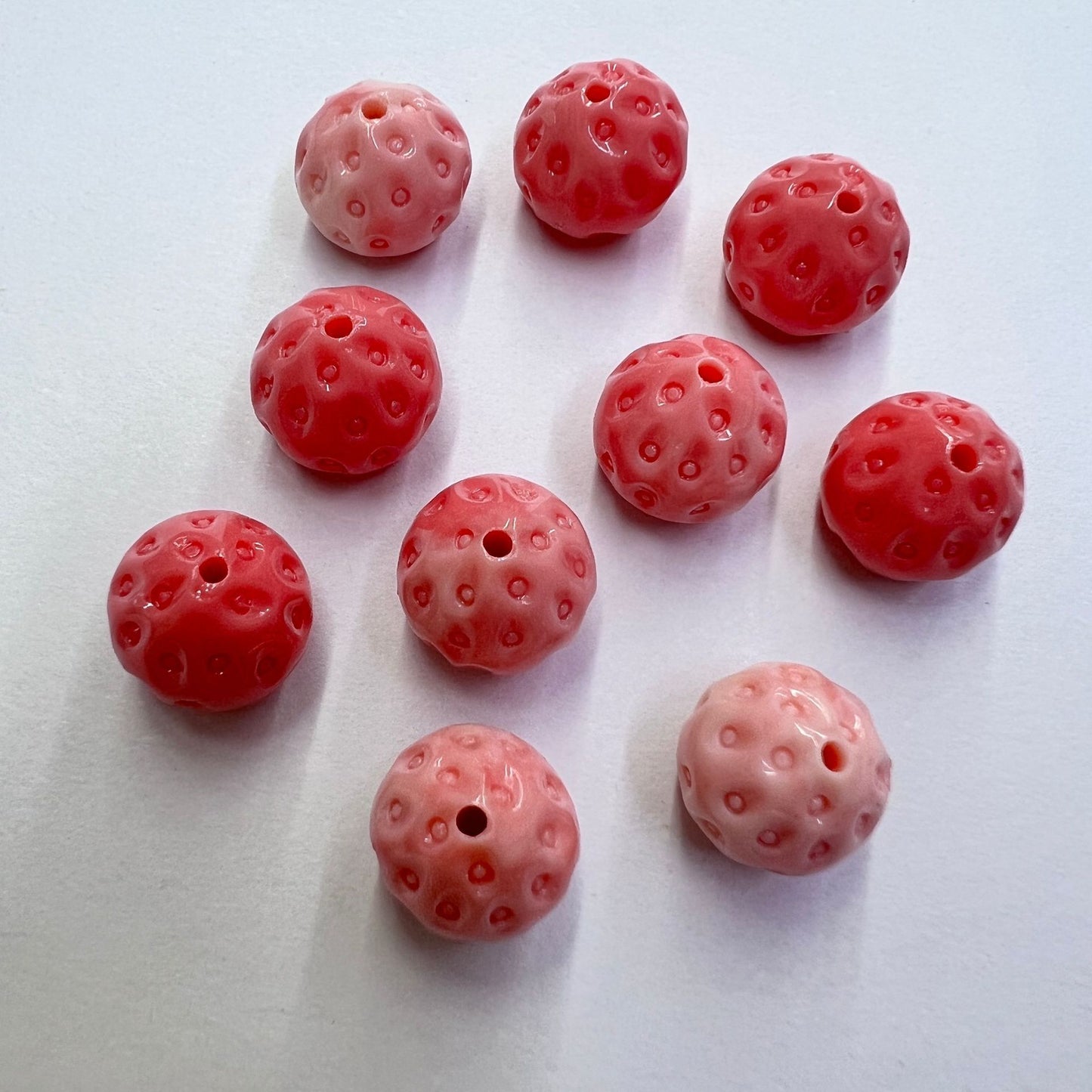 4PCS 11x12mm Pink Queen Conch Powder Pressed Strawberry Charms - Shell Embellishments for DIY Jewelry & Crafts