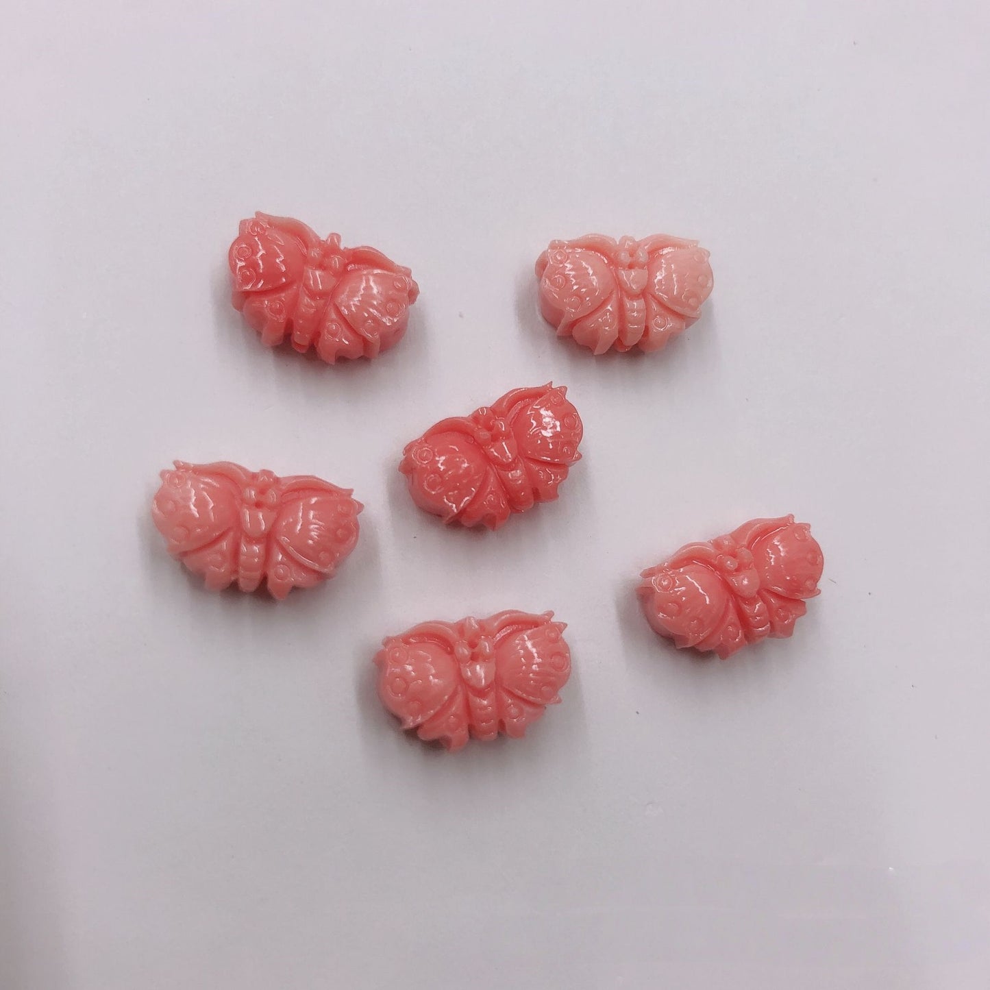 10PCS 8*13mm Pressed Pink Queen Conch Butterfly Charms - Handmade Conch Craft Pieces for Necklaces, Bracelets