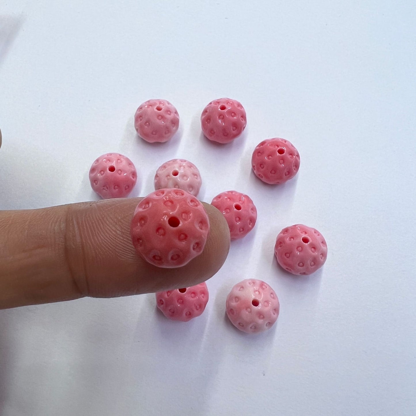 4PCS 11x12mm Pink Queen Conch Powder Pressed Strawberry Charms - Shell Embellishments for DIY Jewelry & Crafts