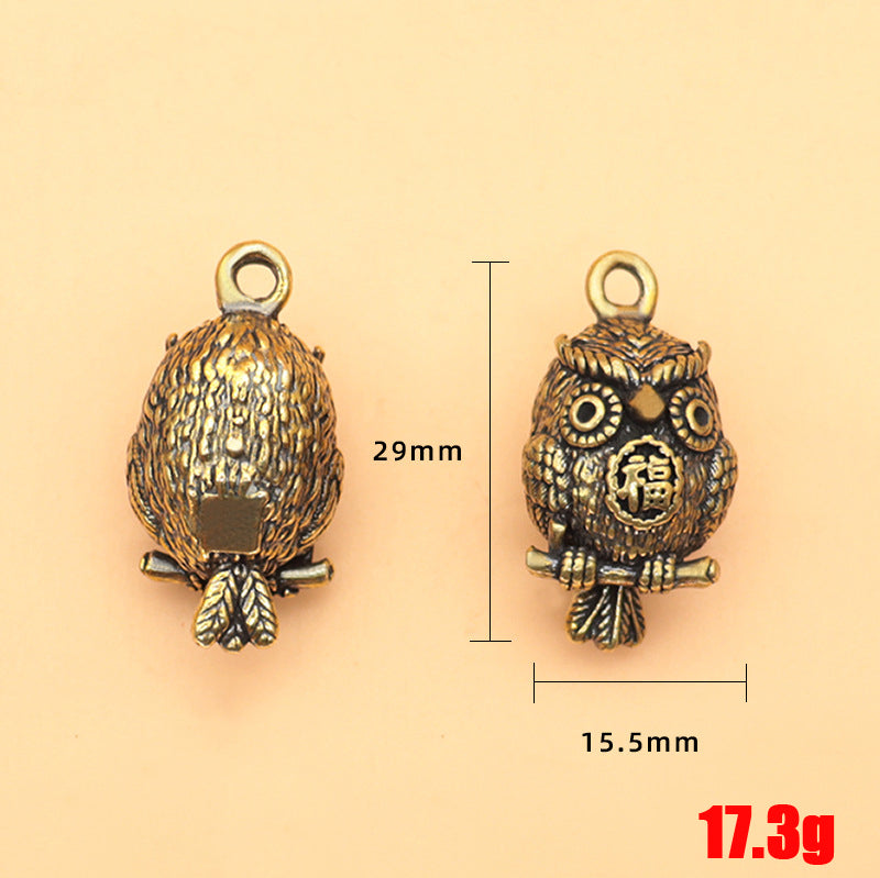 Vintage Brass Owl Pendant, Retro Bird Charm, Antique Brass Animal Decor, DIY Jewelry Pendant, Keychain or Home Decoration Accessory