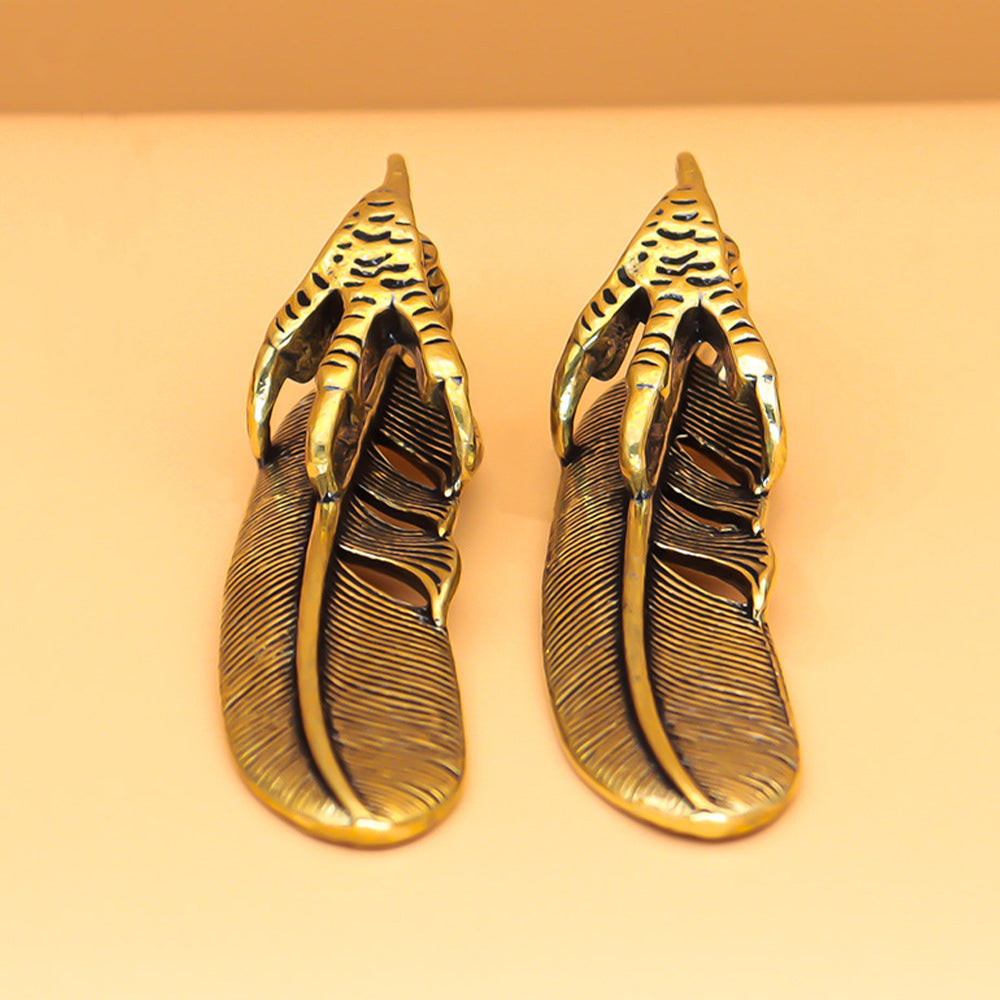 1PCS Vintage Brass Eagle Claw Feather Pendant, Retro Bird Talon Leaf Charm, Antique Brass Jewelry Making Supplies, Keychain Pendant