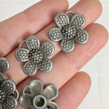 6PCS Vintage Plum Blossom Double-Loop Connector Charm, Retro Floral Link Pendant for Jewelry Making
