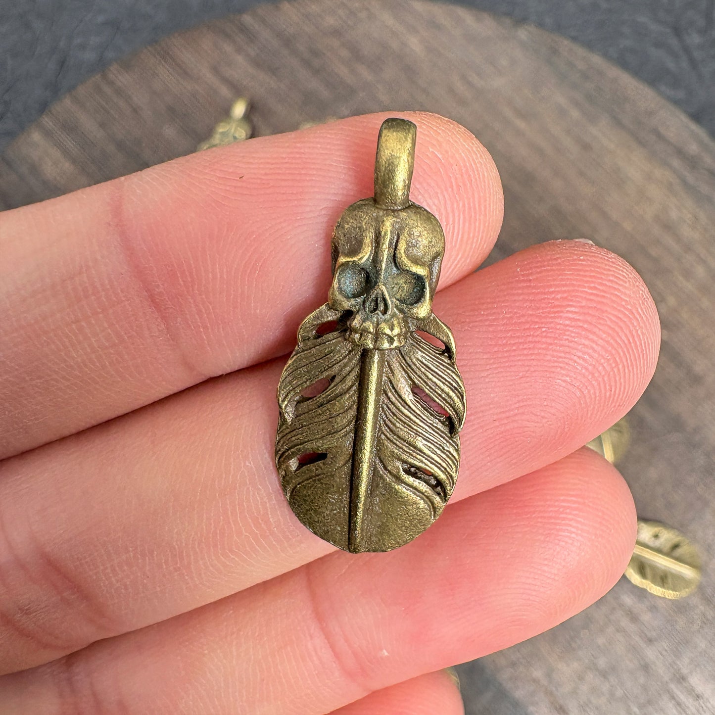 10PCS Antique Bronze Skull Feather Charms, DIY Jewelry Pendant