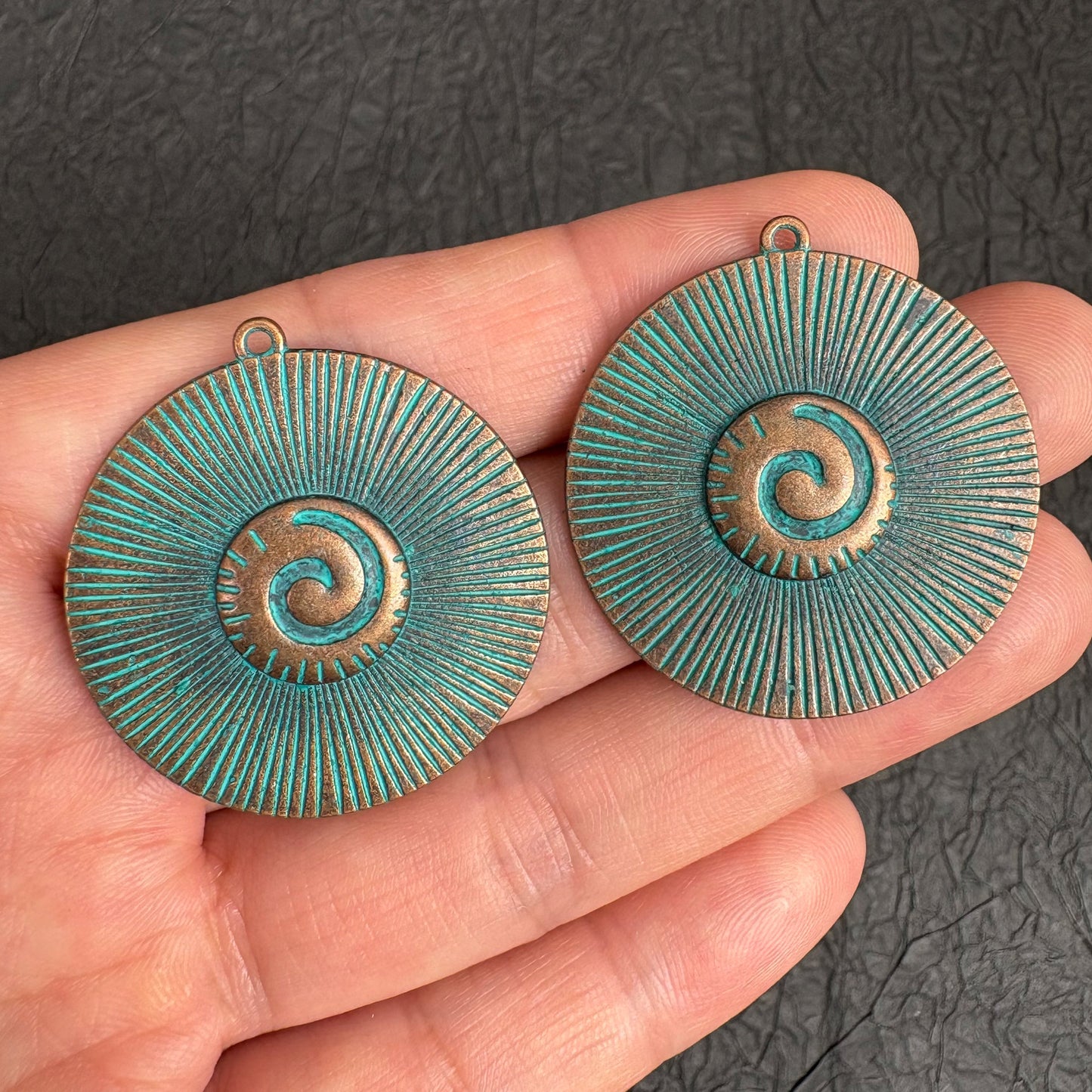 4PCS Boho Sun Spiral Disc Charms, Vintage Green Patina Copper Pendant