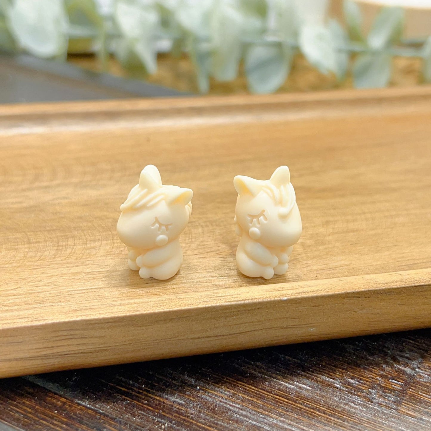 12*22mm Ivory Nut Unicorn Charm, Hand-Carved Tagua Bead for DIY Bracelet, Cute Kawaii Pendant for Mala or Keychain Making