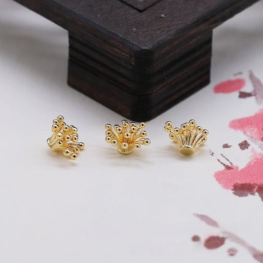 2PCS 8x5.5mm 24K Gold Plated Brass Flower Core Earring Findings Floral Centerpiece DIY Jewelry Supplies