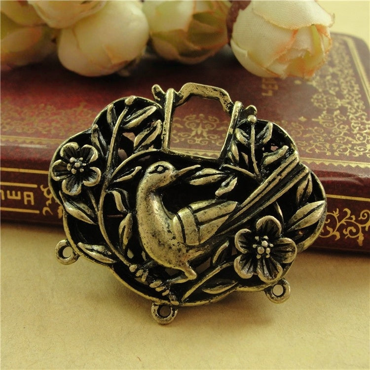 Vintage Longevity Lock Pendant | Chinese Traditional Lucky Charm for Protection & Blessing