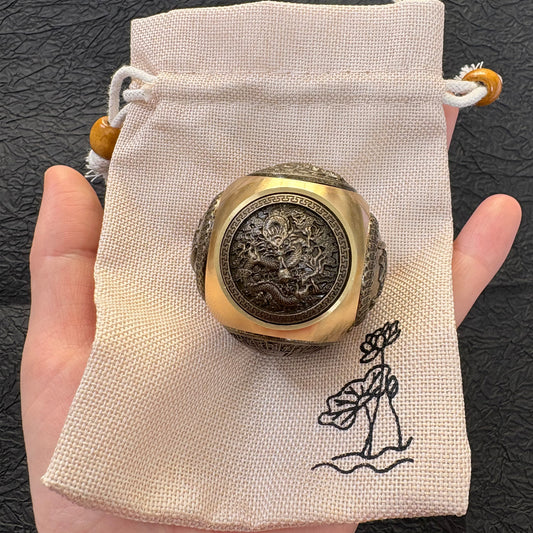 Brass Dragon Rotating Ball Figurine, Vintage Copper Hexagon Fortune Spinner, Taichi Zen Decor, Lucky Symbol Fidget Toy（1 Piece）