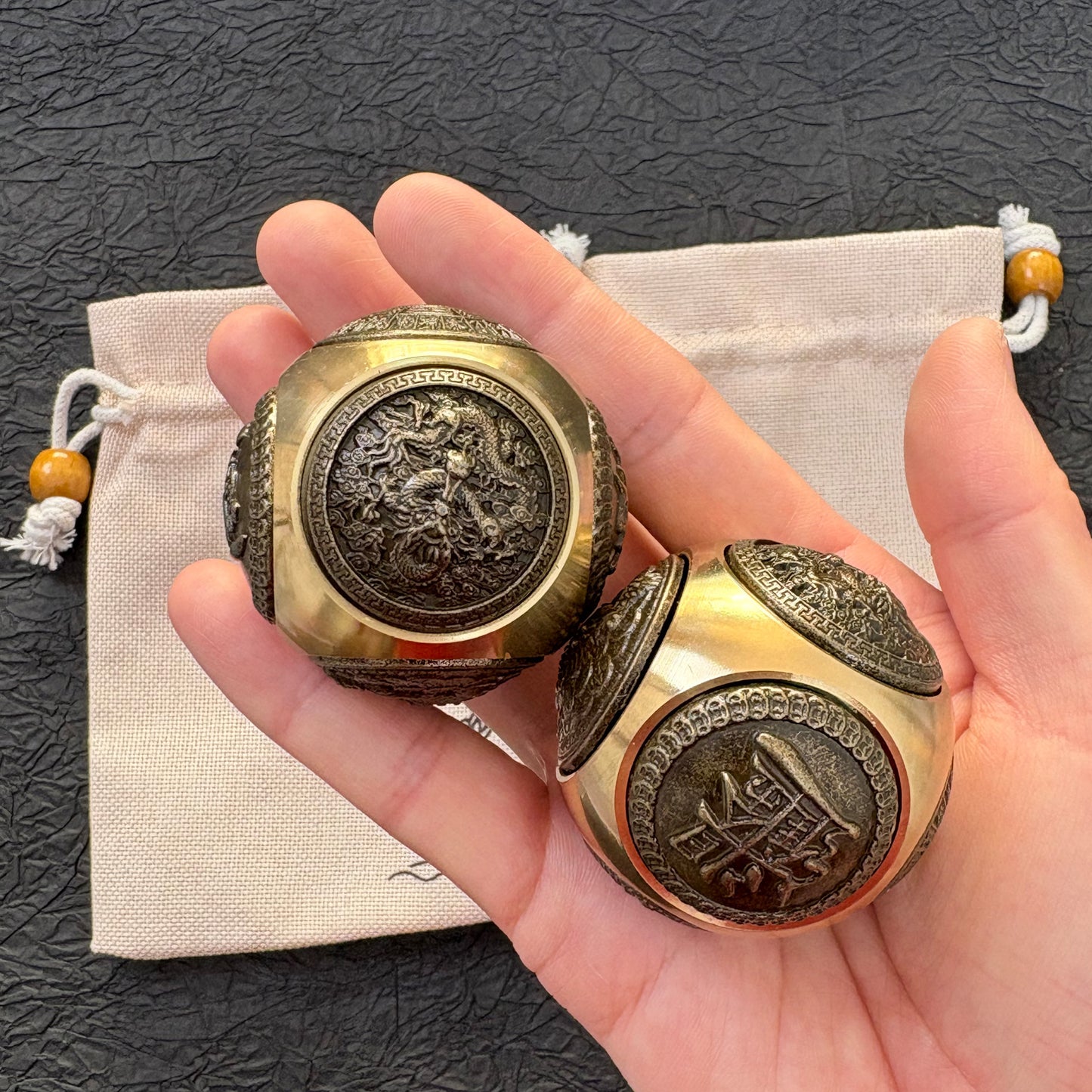 Brass Dragon Rotating Ball Figurine, Vintage Copper Hexagon Fortune Spinner, Taichi Zen Decor, Lucky Symbol Fidget Toy（1 Piece）