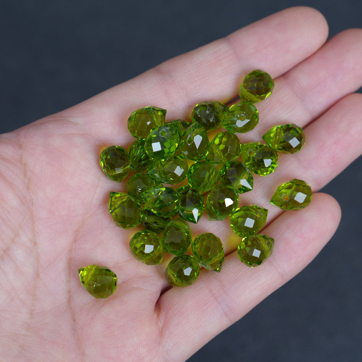 40Pcs Faceted Teardrop Glass Beads, Peridot 8x10mm, Top Hole Beads for Jewelry Making