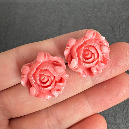 2PCS 20mm Peony Flower Pendants, Shell Powder Floral Jewelry Charms
