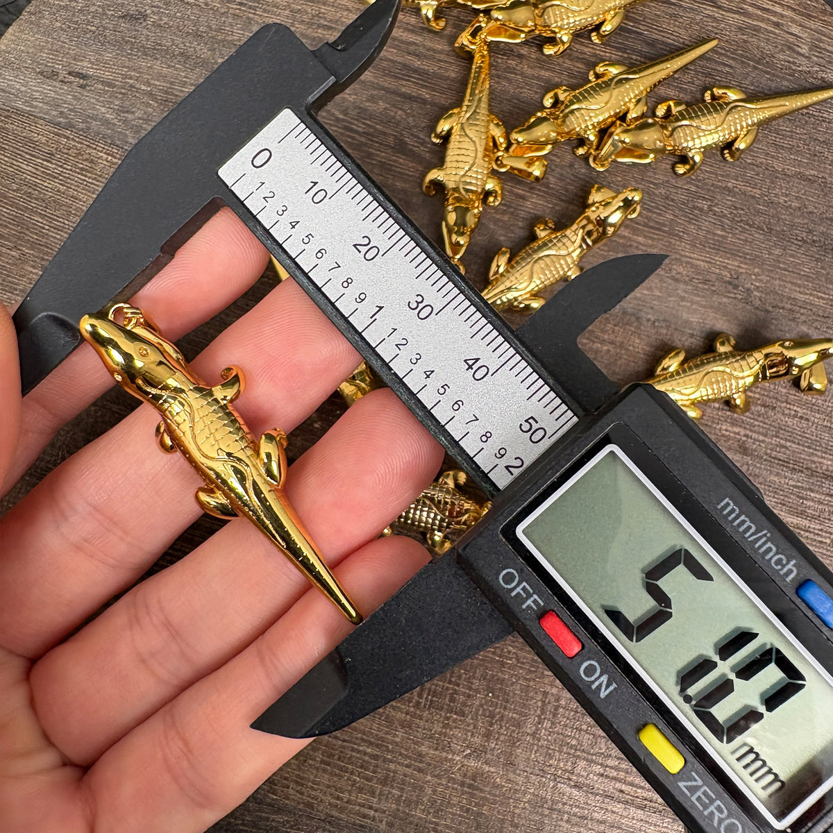 Stainless Steel Crocodile Charm, Vacuum Plated DIY Jewelry Making Pendant