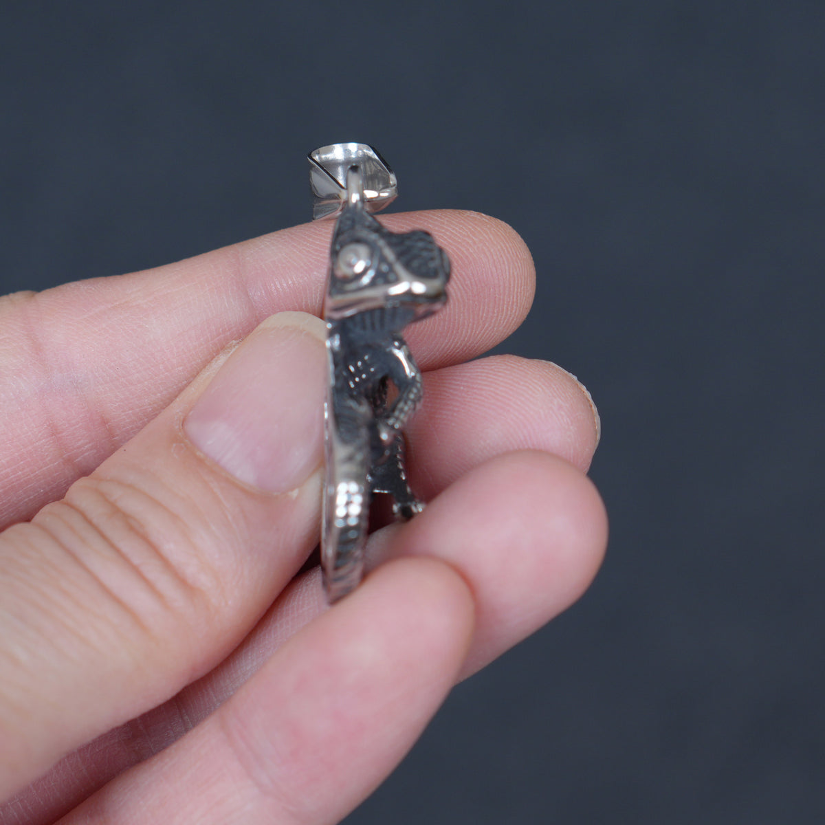 Stainless Steel Lizard Pendant, Antiqued Chameleon Charm, Gothic Reptile Pendant for Jewelry Making
