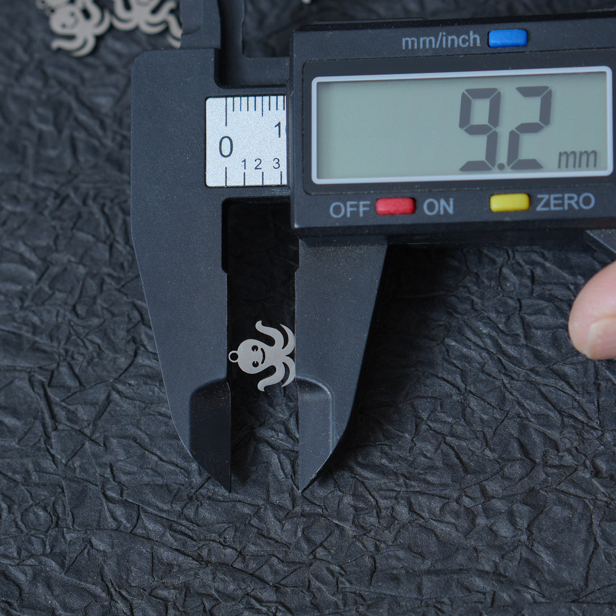 10PCS Smiley Octopus Stainless Steel Charm, Tiny Ocean Animal Pendant, DIY Jewelry Making Finding