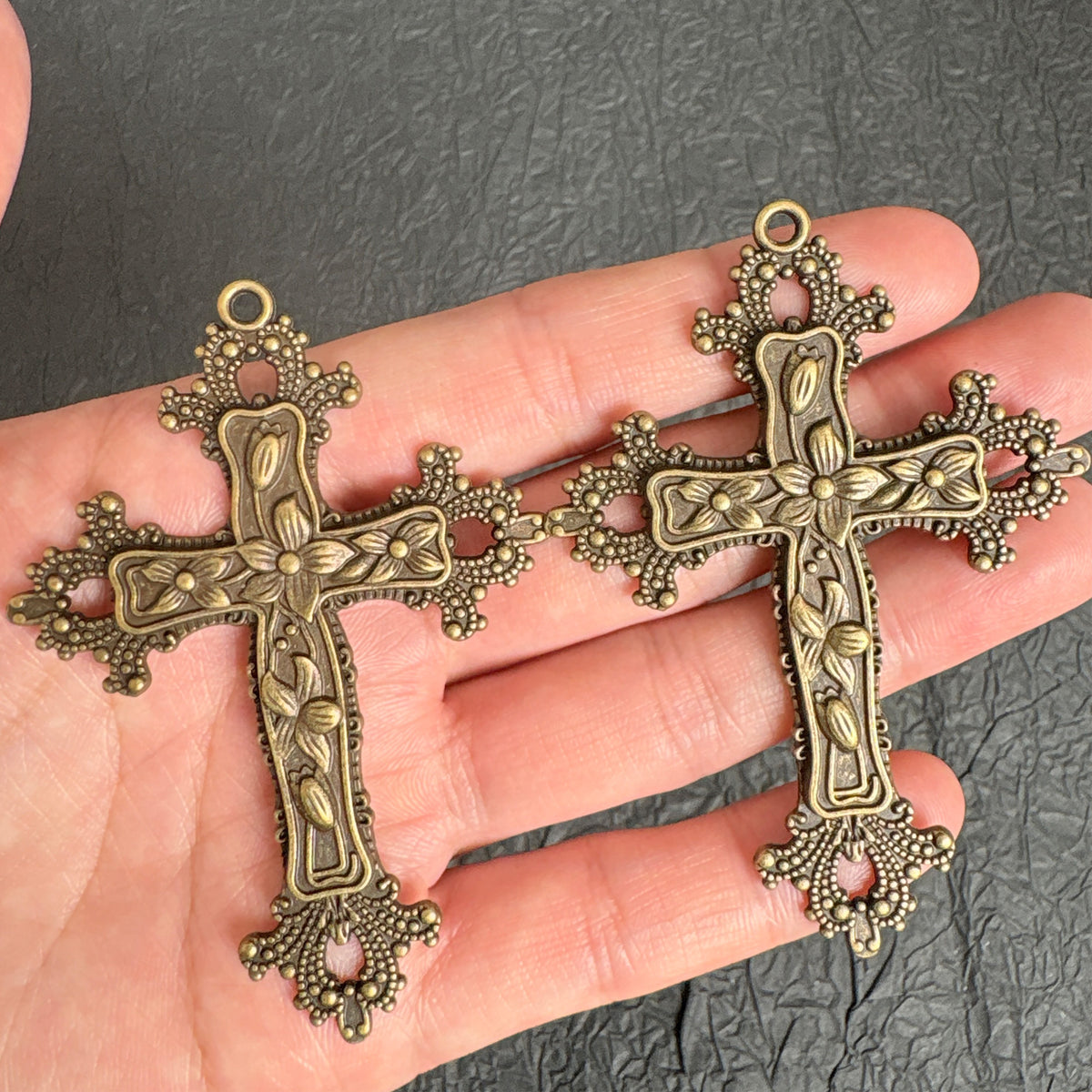4PCS Vintage Flower Cross Charm Pendants, 3 Tone Bronze Black Silver, Ornate Religious Crucifix for DIY Rosary & Necklace Making