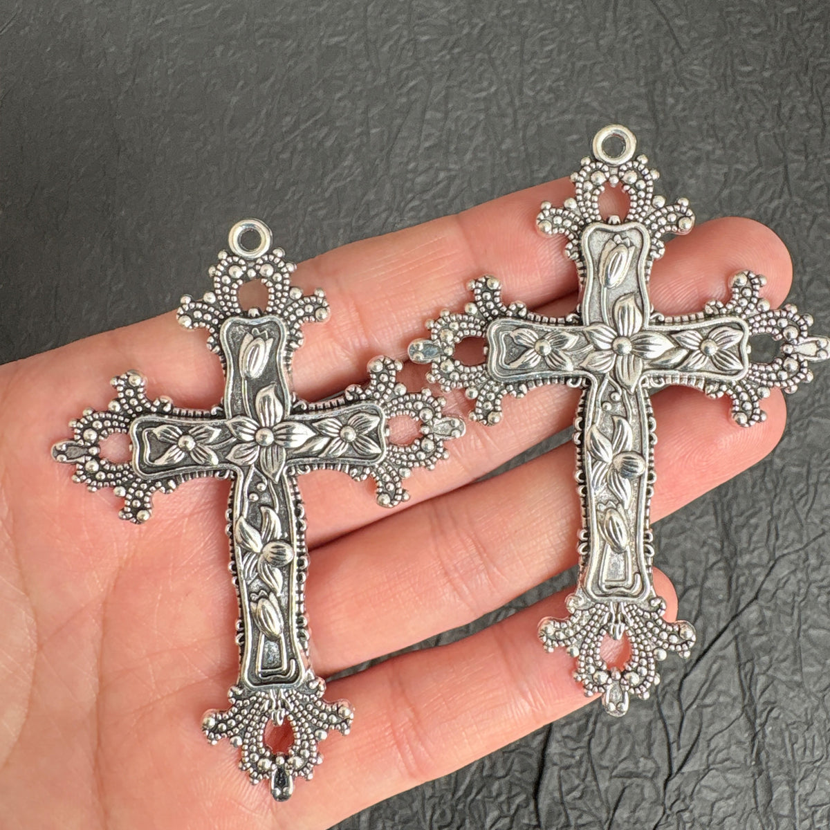 4PCS Vintage Flower Cross Charm Pendants, 3 Tone Bronze Black Silver, Ornate Religious Crucifix for DIY Rosary & Necklace Making