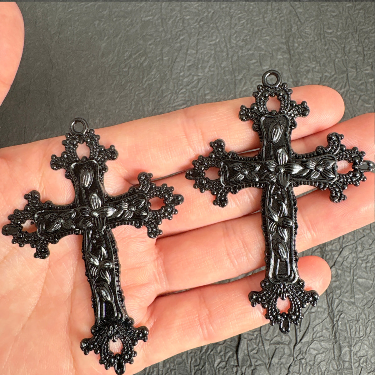 4PCS Vintage Flower Cross Charm Pendants, 3 Tone Bronze Black Silver, Ornate Religious Crucifix for DIY Rosary & Necklace Making