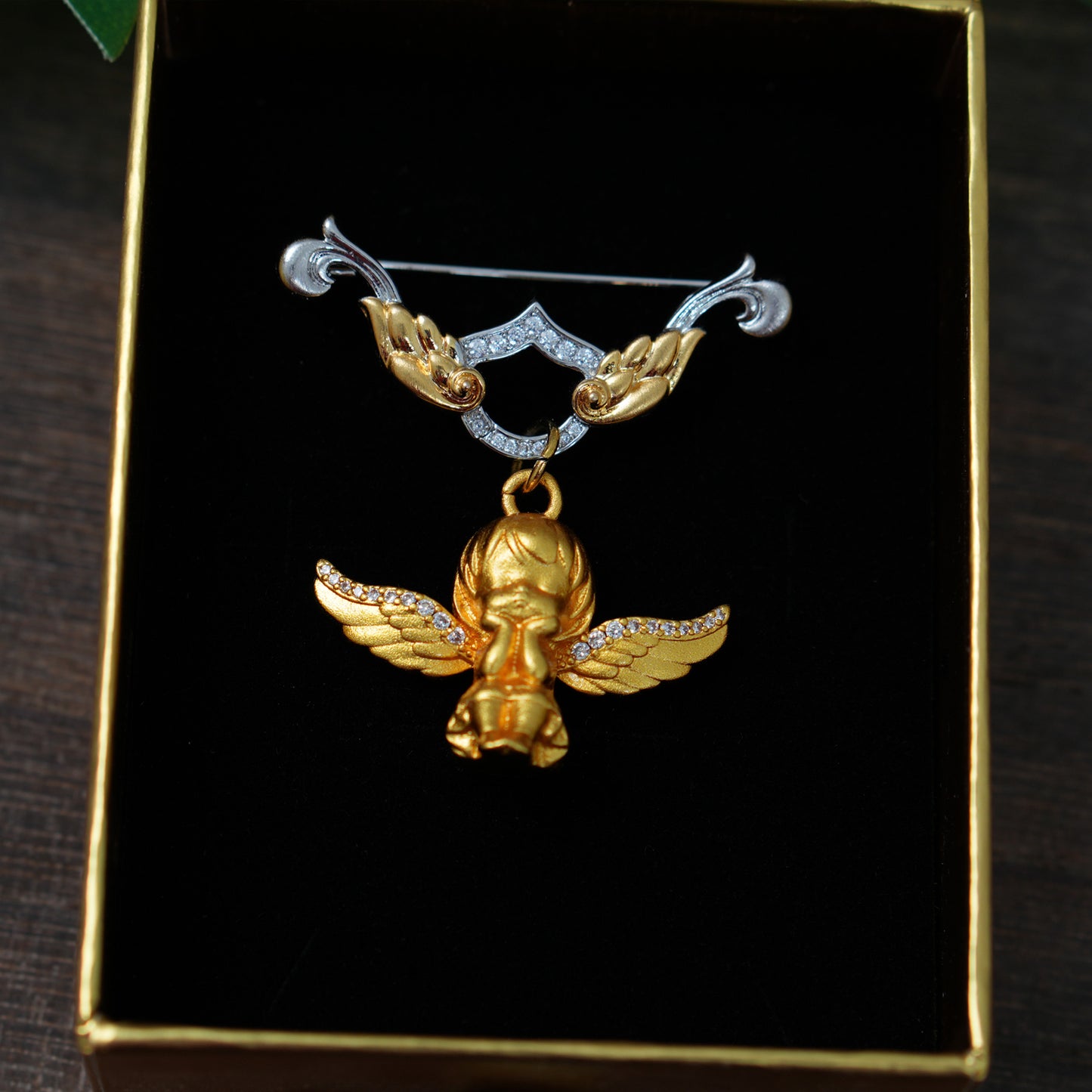 Vintage Angel Brooch:Retro Gold Silver Angel Wings Pin Jewelry