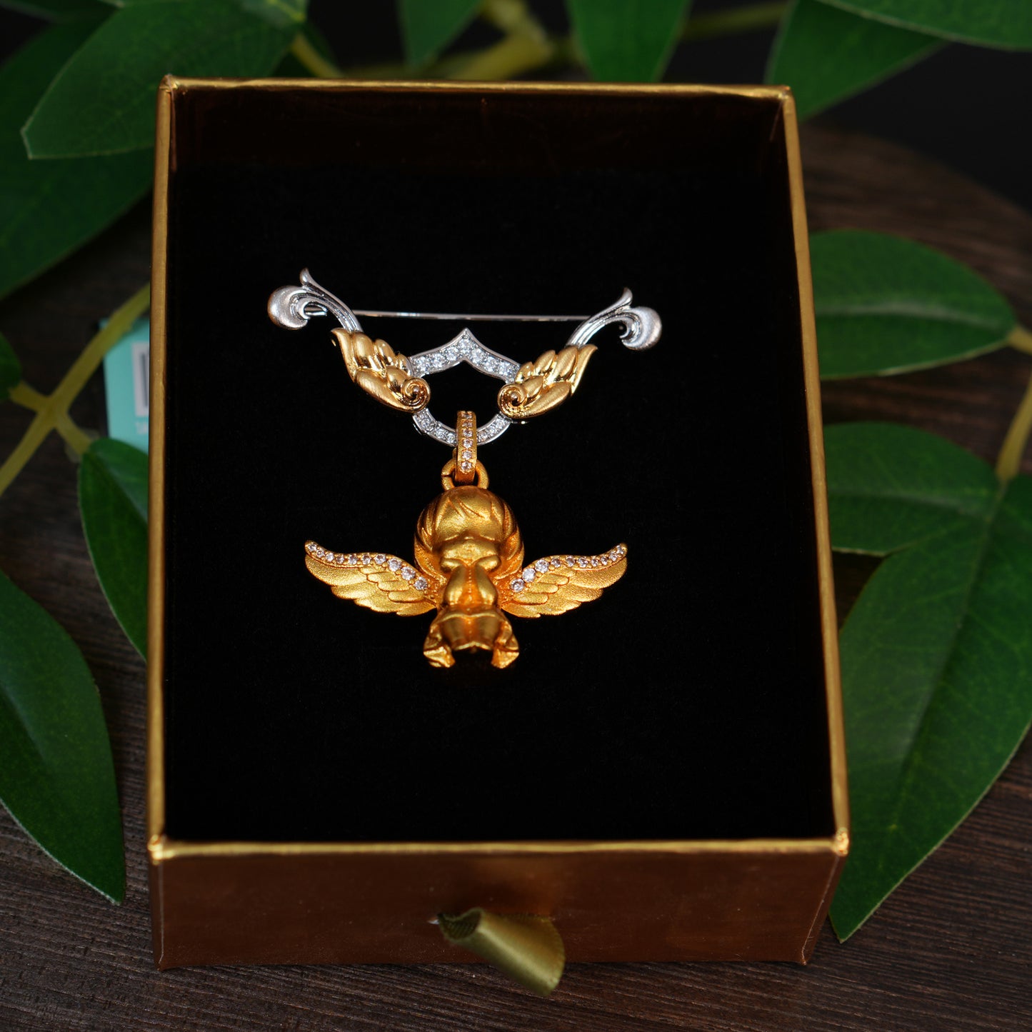 Vintage Angel Brooch:Retro Gold Silver Angel Wings Pin Jewelry