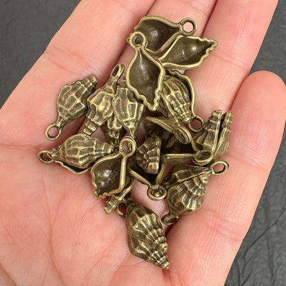 30PCS Antique Bronze Conch Shell Charms, Vintage Spiral Seashell Pendants for Jewelry Making