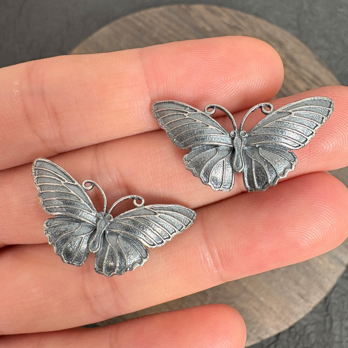2PCS Antique Silver Butterfly Connector Charms, 6 Holes Multi-Strand Jewelry Link Component for Earrings & Necklace Making