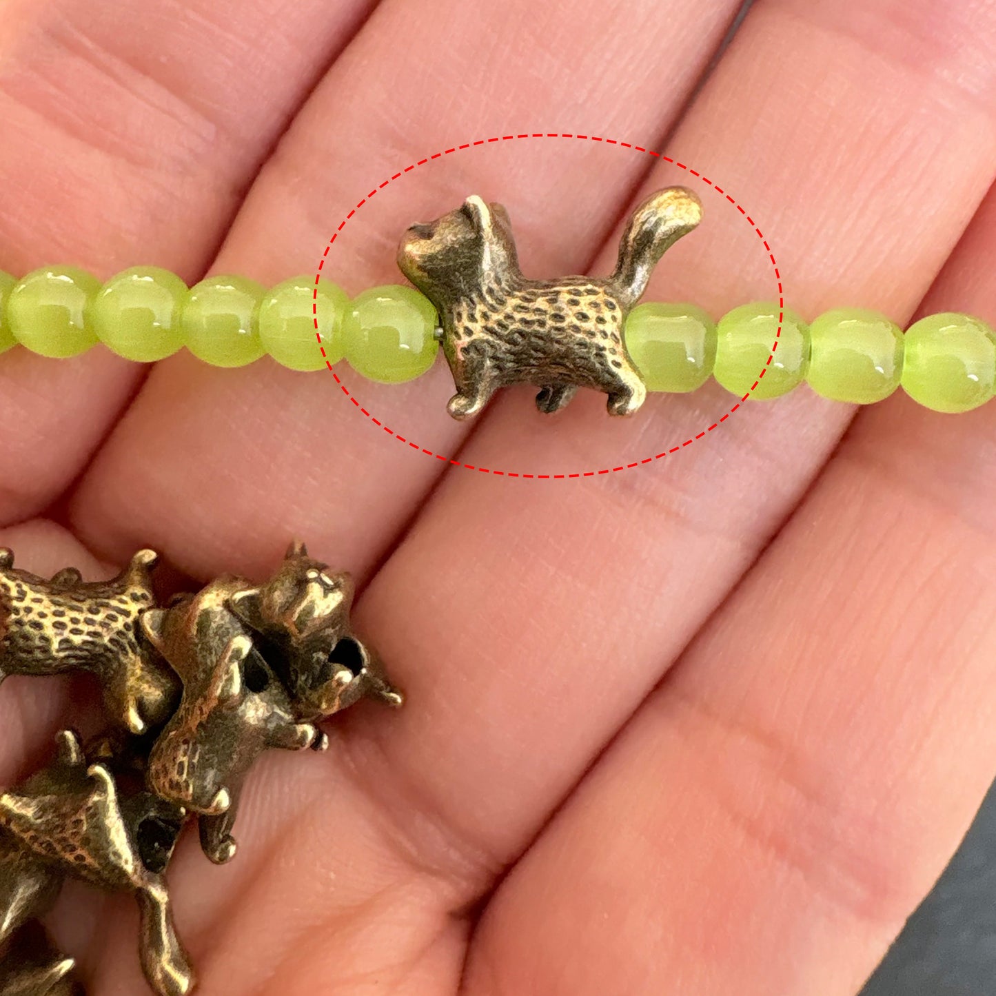 20PCS Vintage Bronze & Silver Running Cat Spacer Beads – Animal Charm for DIY Jewelry Making