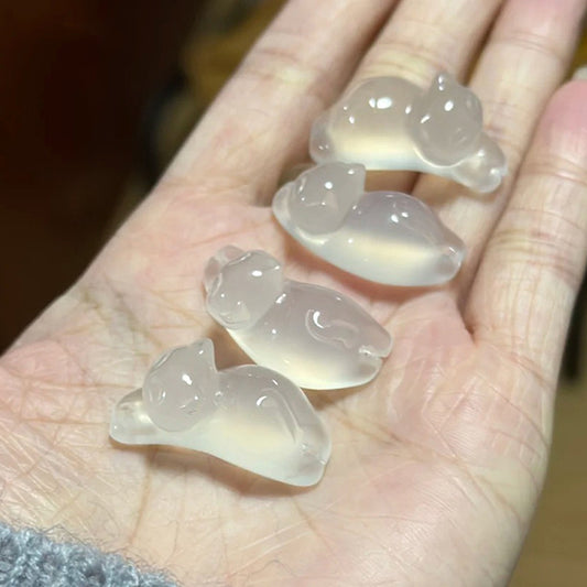 - Cute Natural White Ice Agate Lying Cat Charm - Agate Kitty Jewelry Accessory