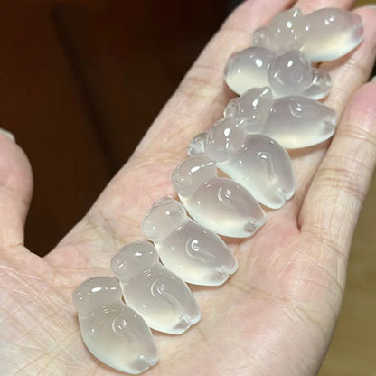 - Cute Natural White Ice Agate Lying Cat Charm - Agate Kitty Jewelry Accessory