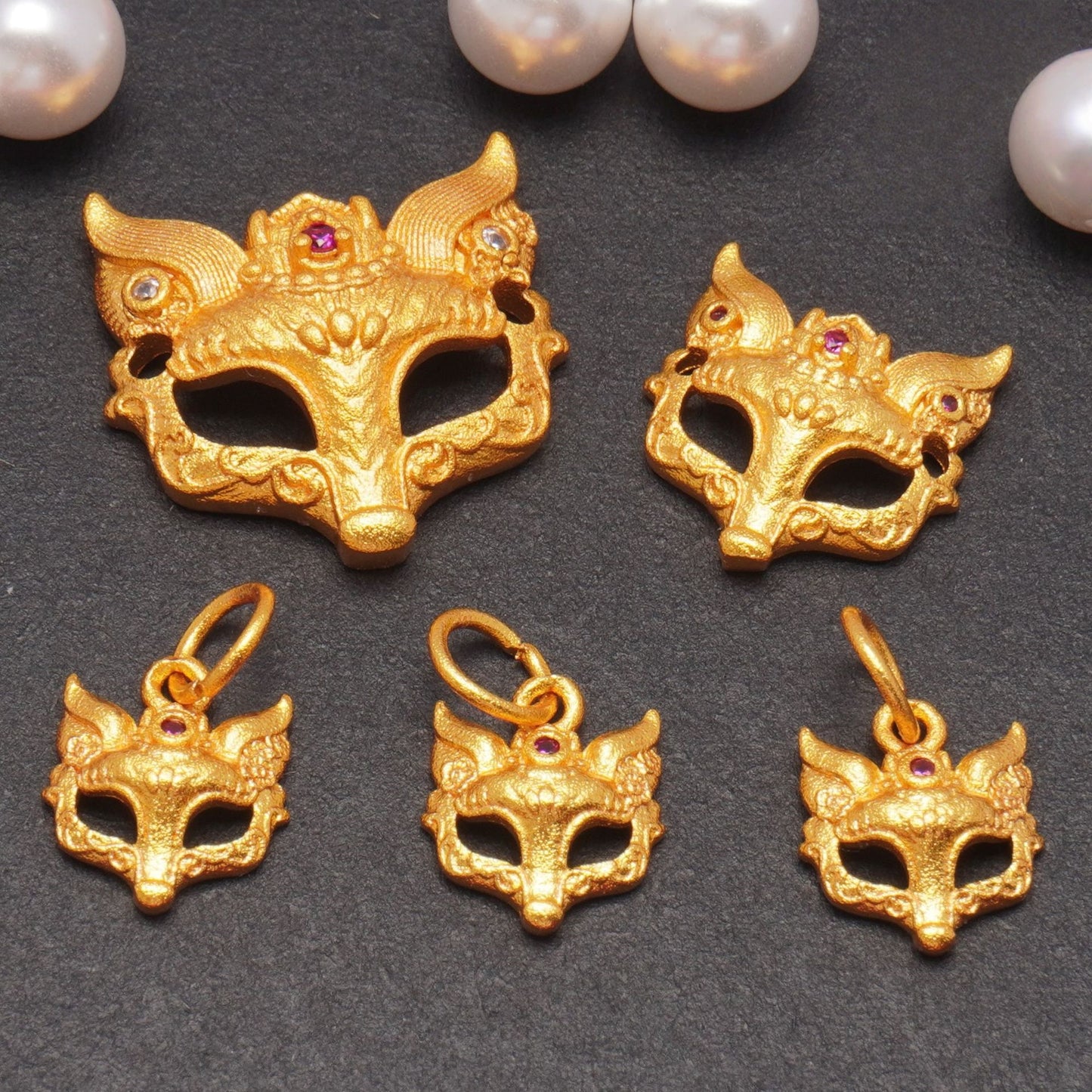 Gold Sand Fox Mask Pendant with Rhinestones, DIY Jewelry Charm, Animal Mask Necklace Pendant, Craft Supplies for Earrings Bracelet Making