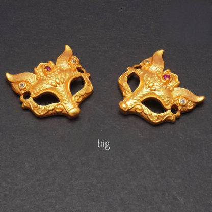 Gold Sand Fox Mask Pendant with Rhinestones, DIY Jewelry Charm, Animal Mask Necklace Pendant, Craft Supplies for Earrings Bracelet Making