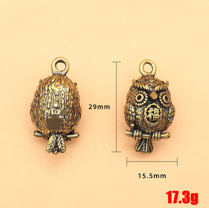 Vintage Brass Owl Pendant, Retro Bird Charm, Antique Brass Animal Decor, DIY Jewelry Pendant, Keychain or Home Decoration Accessory
