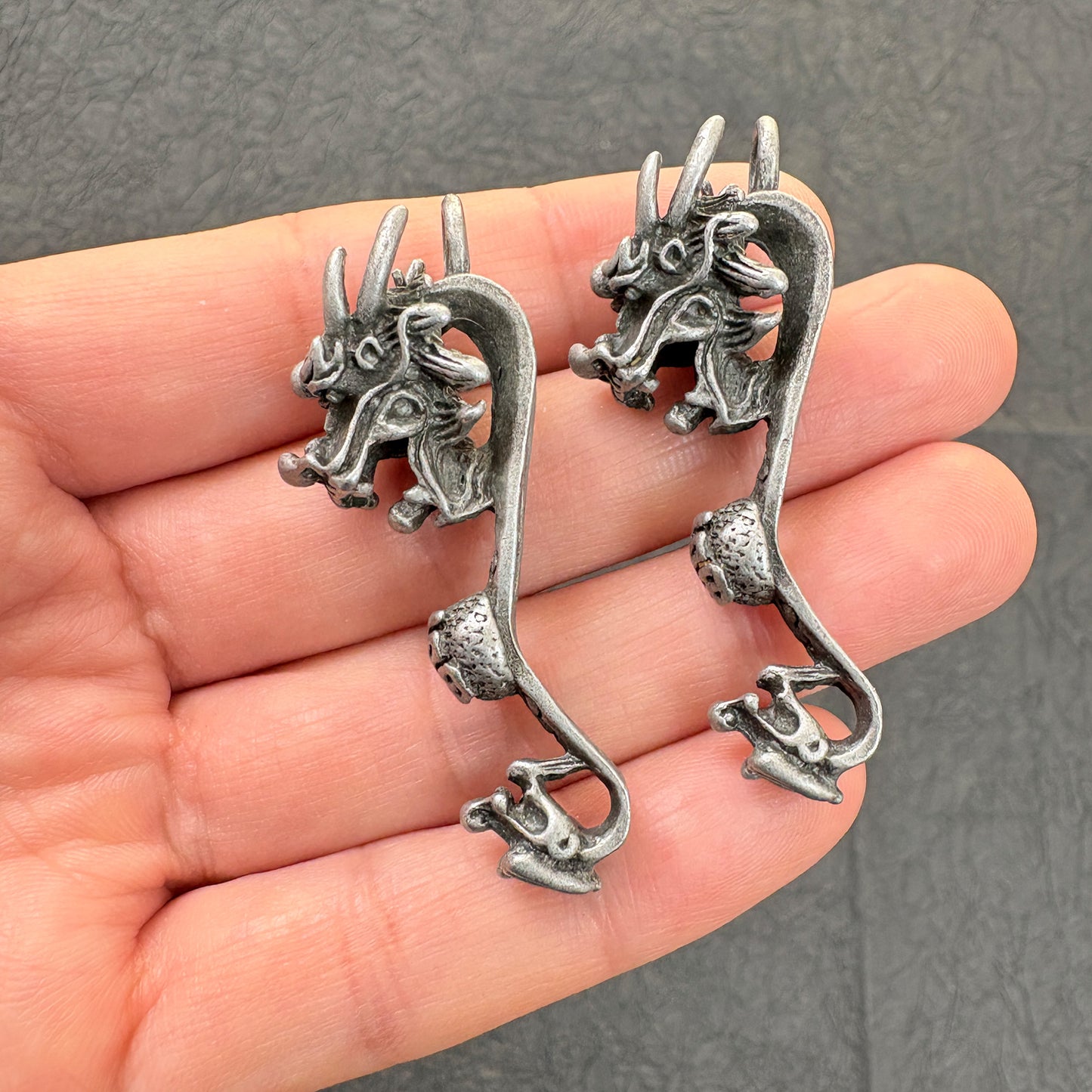 2PCS Vintage Dragon Head Ruyi Charms – Chinese Style Jewelry Findings