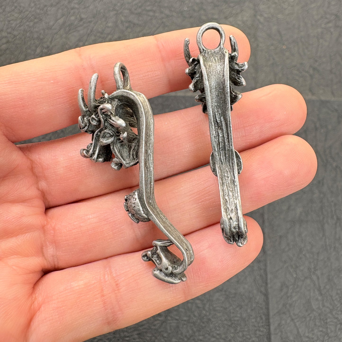 2PCS Vintage Dragon Head Ruyi Charms – Chinese Style Jewelry Findings