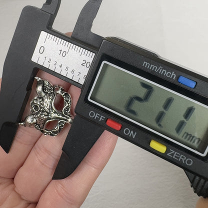 6PCS Vintage Double Hole Fox Mask Pendant, Antique Animal Charm, Retro Jewelry Findings for DIY Necklaces and Bracelets