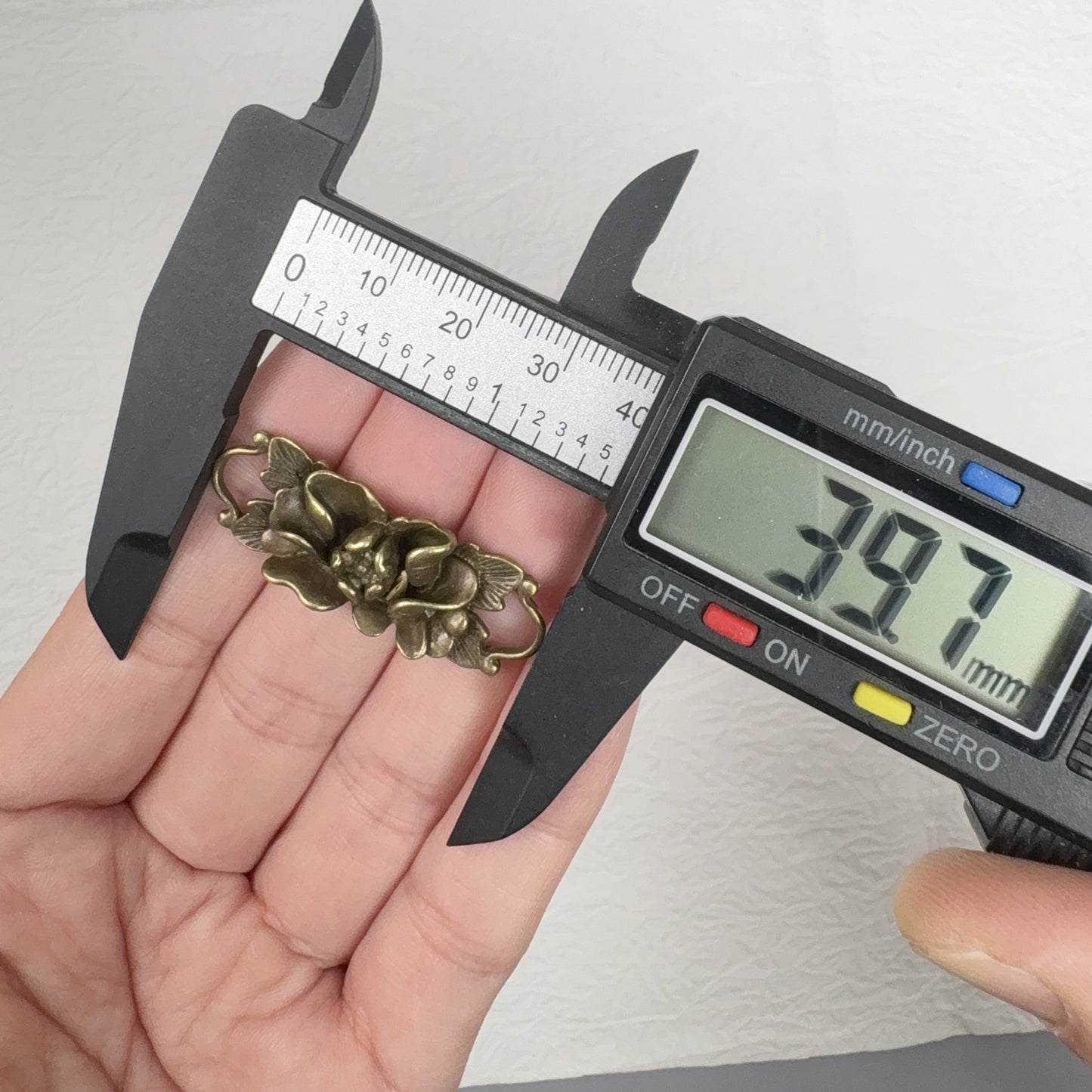 2PCS Antique Bronze Double Loop Lotus, Camellia, and Rose Flower Connector, Vintage Floral Bracelet Charm